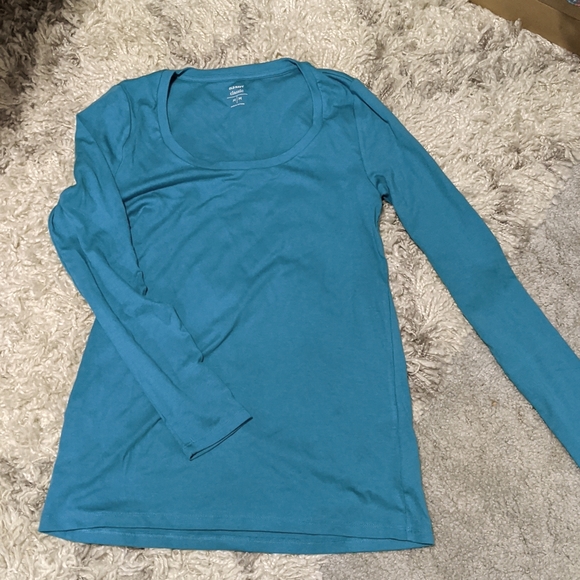 Women's long sleeve top, blue, size medium, nwt, Old Navy - Picture 1 of 2